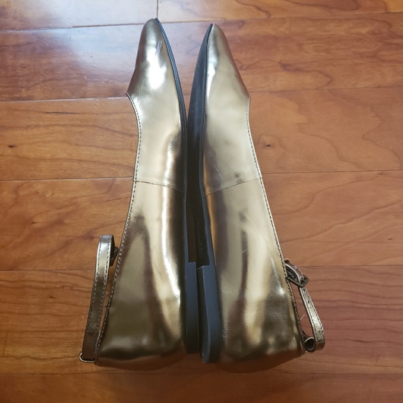 Gap Gold Pointed Toe Ankle Strap Ballet Flats - Picture 5 of 7